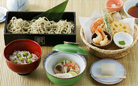 花兆膳(かちょうぜん)